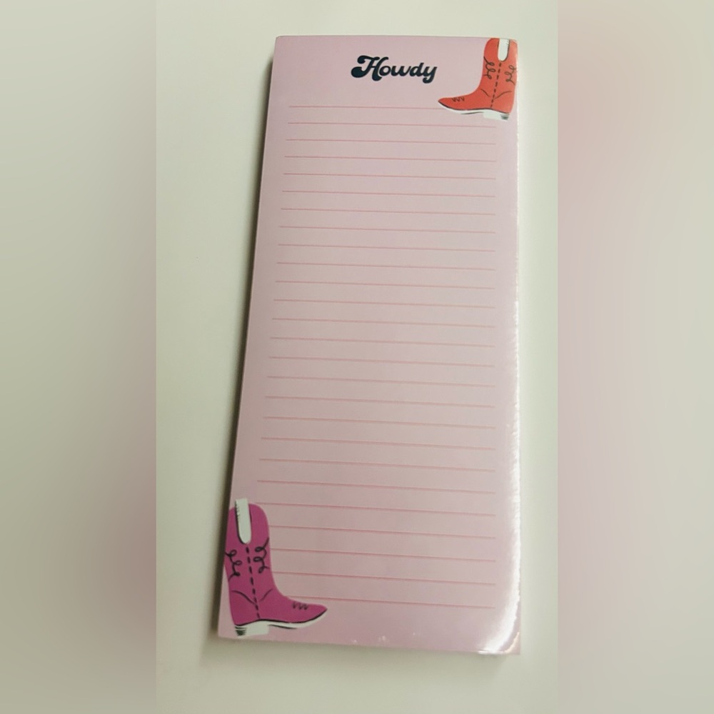New Long Pink Pad "Howdy" Lined Magnetic 100 Pages Graphique Cowboy Boots